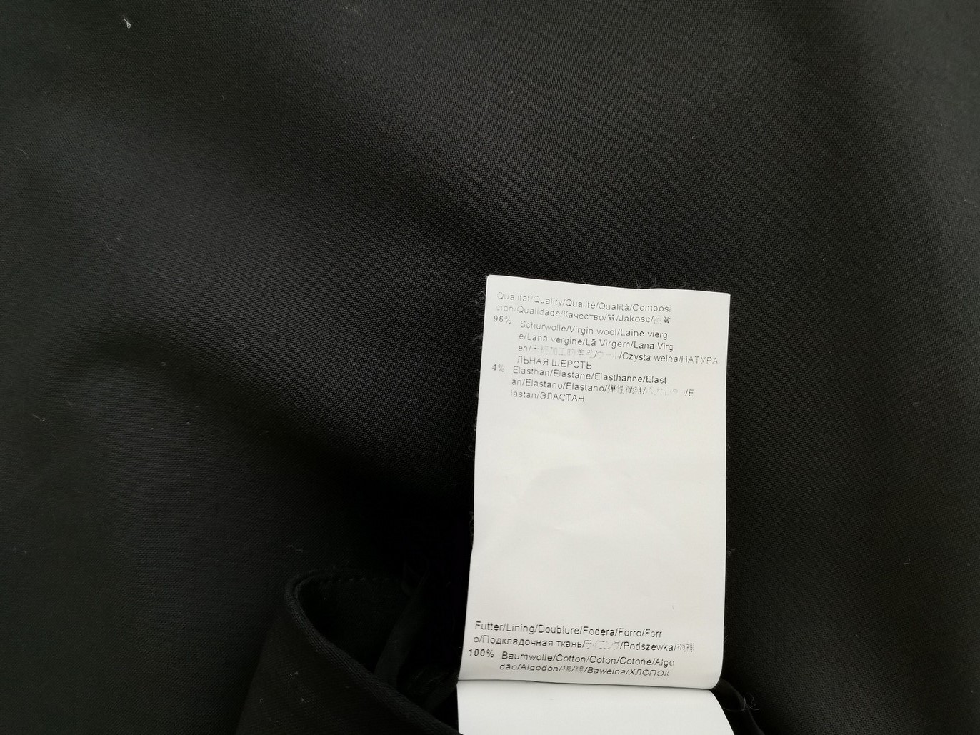 IMG_20221019_133012.jpg Hugo Boss Rozmiar 44 Kolor Czarny Spodnie Eleganckie Materiał Schurwolle