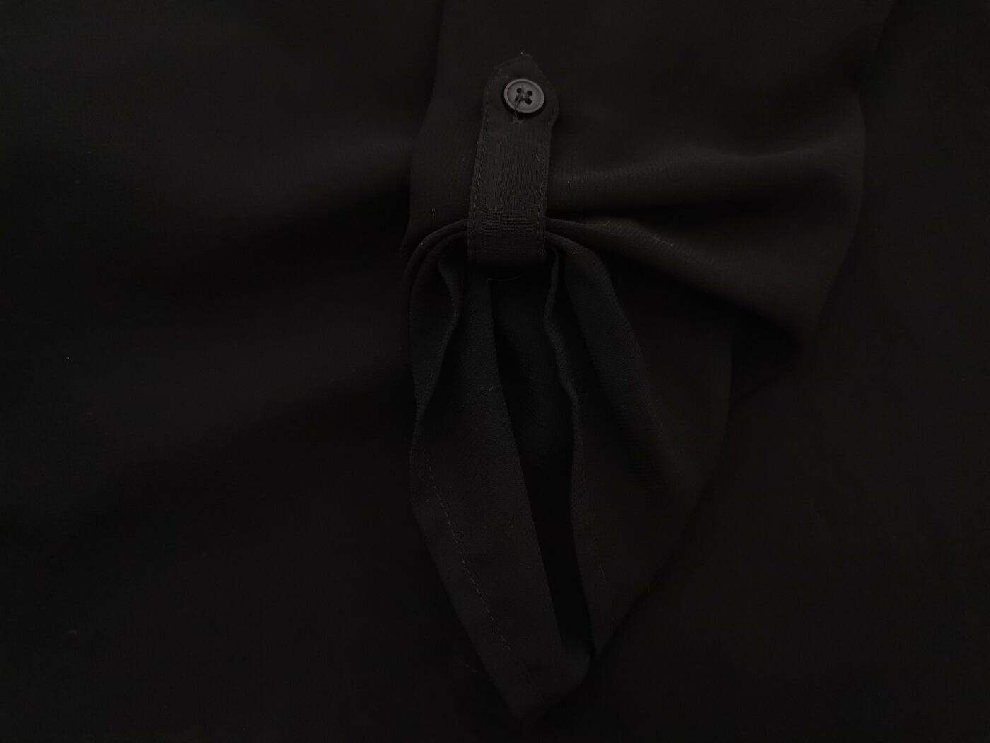 Vero moda Rozmiar XL Kolor Czarny Okrągły dekolt Tunika Bluzka Rękaw 3/4 Vero moda Rozmiar XL Kolor Czarny Okrągły dekolt Tunika Bluzka Rękaw 3/4