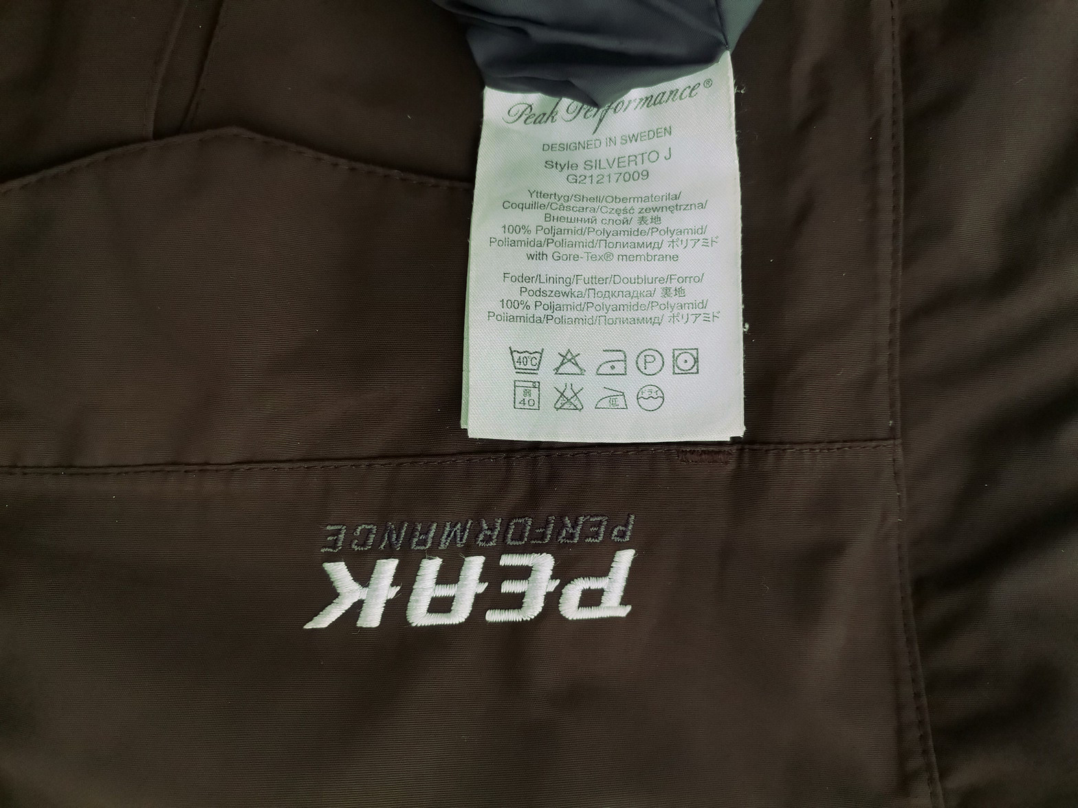 IMG_20221025_095539.jpg Peak performance Rozmiar XL Kolor Khaki Kurtka męska Długi rękaw