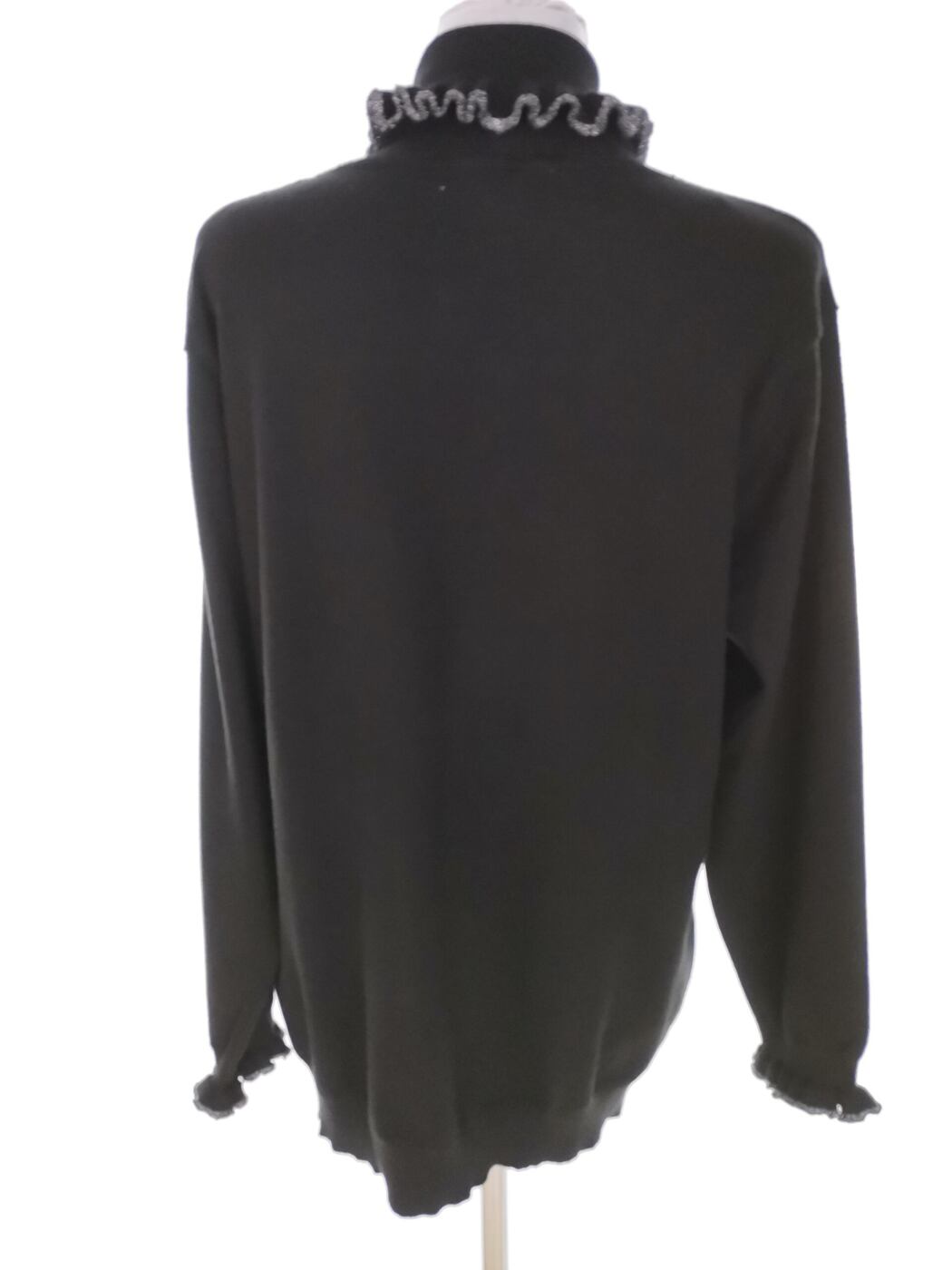Mudflower Rozmiar L/XL Kolor Czarny Golf Tunika Bluzka Długi rękaw Materiał Wiskoza Mudflower Rozmiar L/XL Kolor Czarny Golf Tunika Bluzka Długi rękaw Materiał Wiskoza