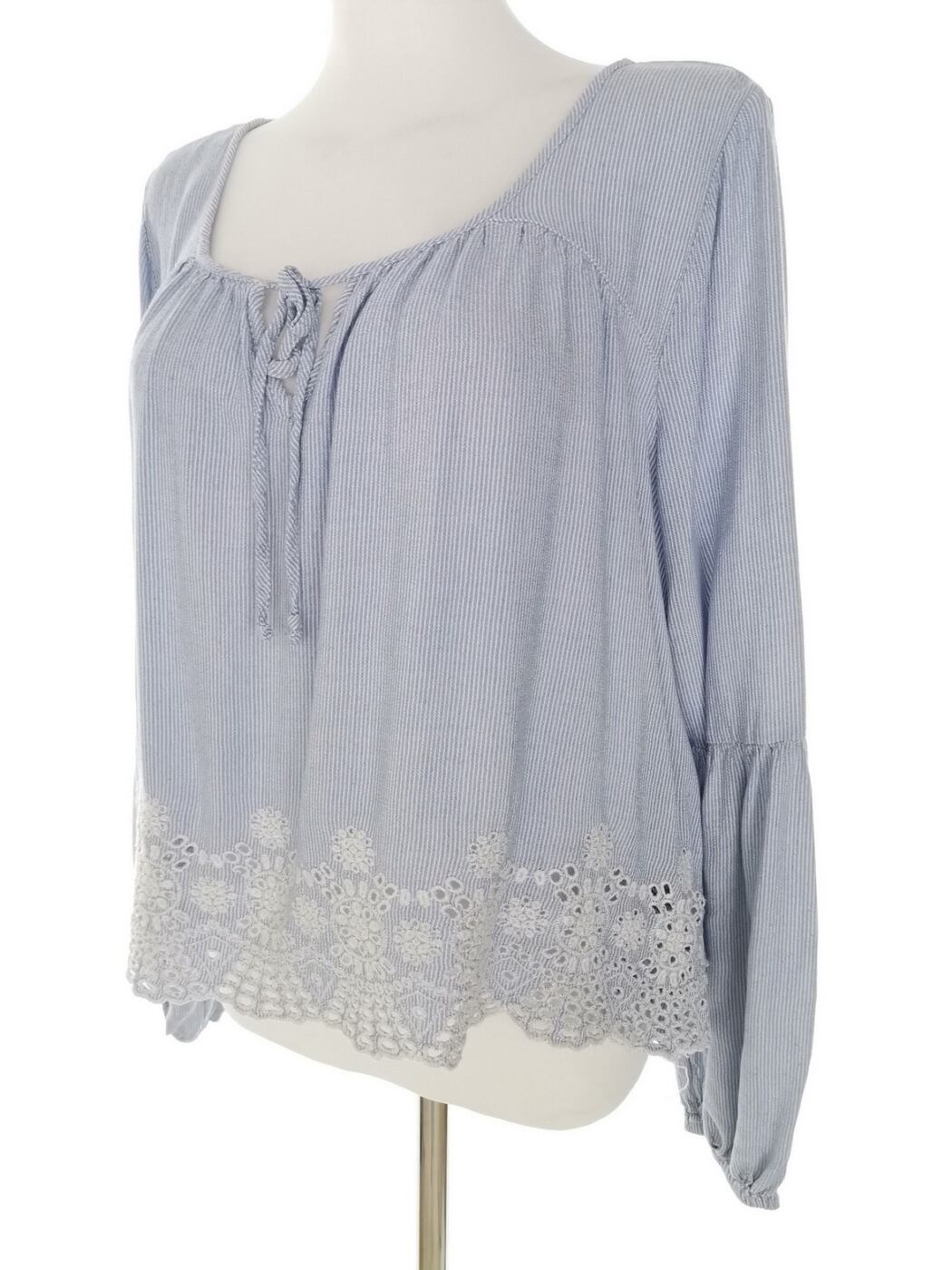 Hollister Rozmiar L Kolor Niebieski Pasy Keyhole Crew Neck Bluzka Długi rękaw Materiał Wiskoza 100%