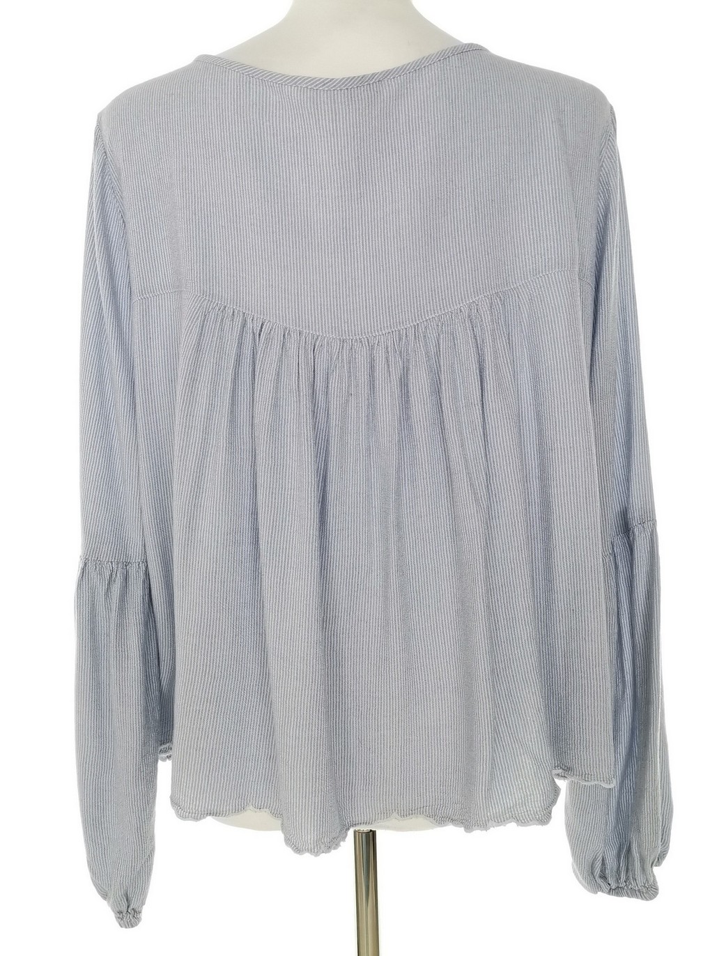 Hollister Rozmiar L Kolor Niebieski Pasy Keyhole Crew Neck Bluzka Długi rękaw Materiał Wiskoza 100%