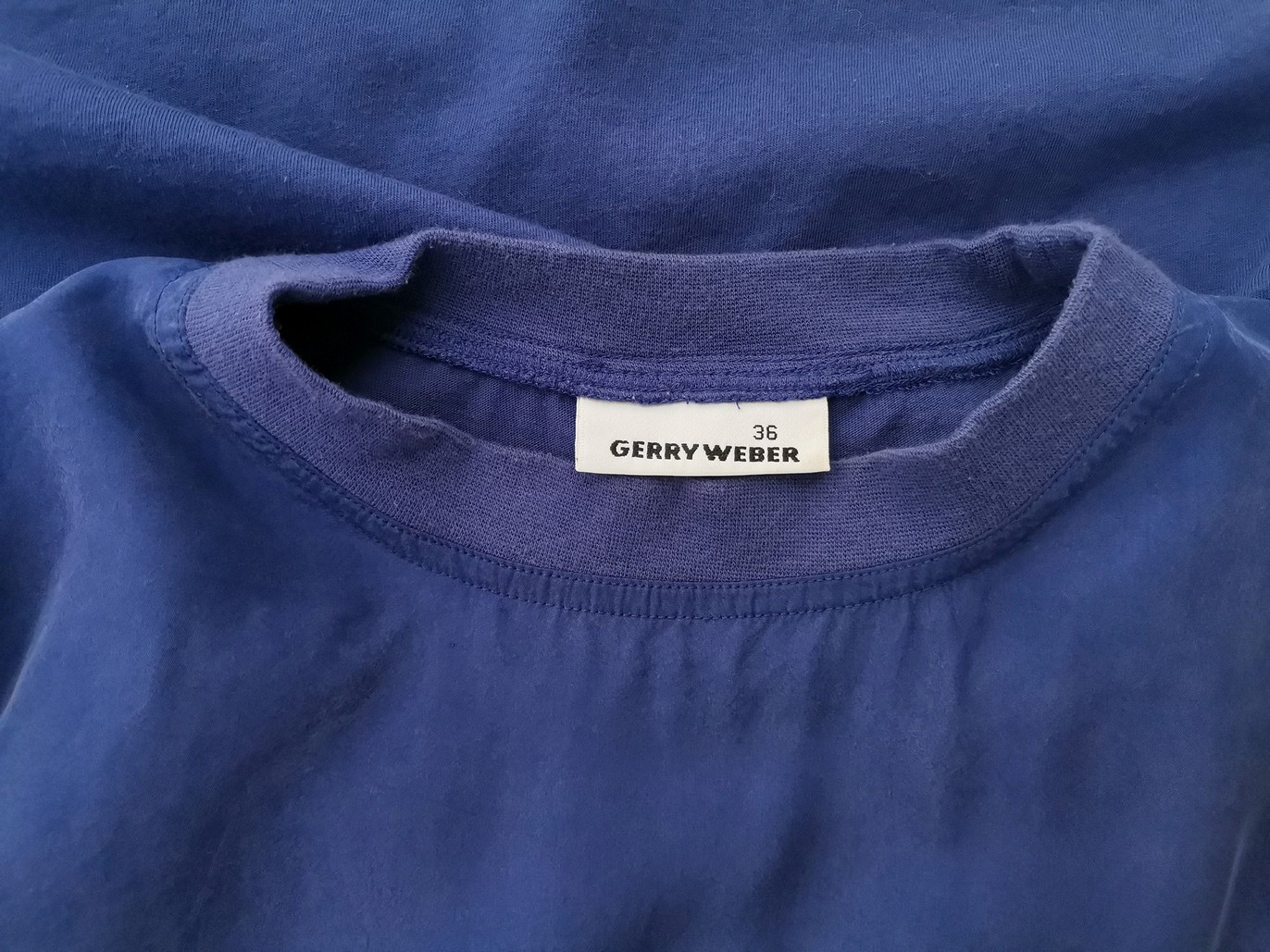 Gerry weber Rozmiar 36 Kolor Niebieski Crew Neck Tunika Bluzka Krótki rękaw Gerry weber Rozmiar 36 Kolor Niebieski Crew Neck Tunika Bluzka Krótki rękaw