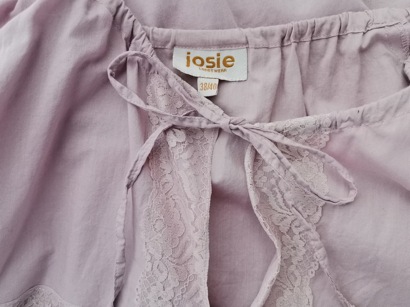 Josie Rozmiar 38/40 Kolor Lawendowy Keyhole Crew Neck Bluzka Długi rękaw Materiał Bawełna 100%