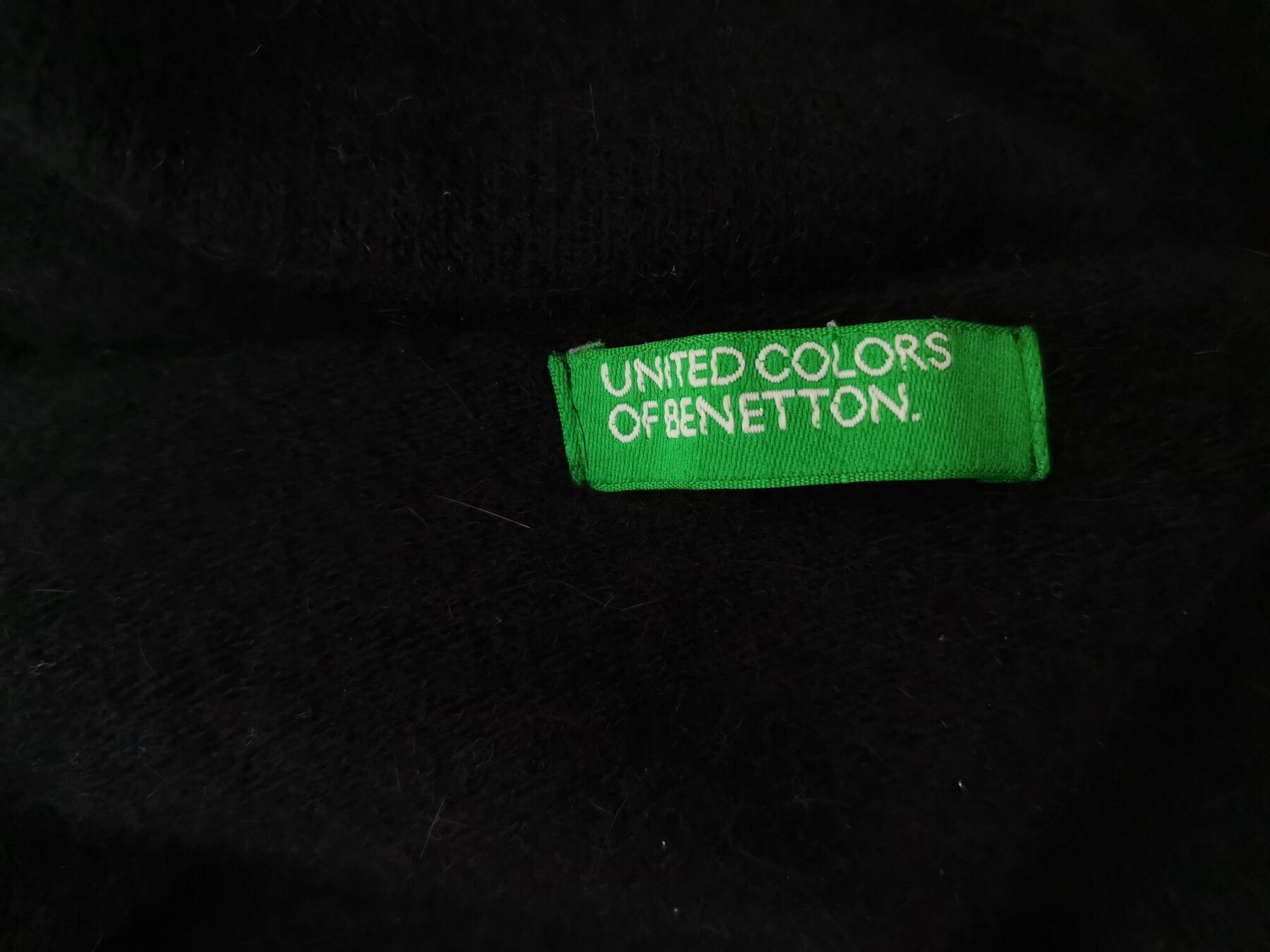 IMG_20221209_124349.jpg United colors benetton Rozmiar 34/36 Kolor Czarny W serek Kardigan Zawijany Długi rękaw Cienka dzianina