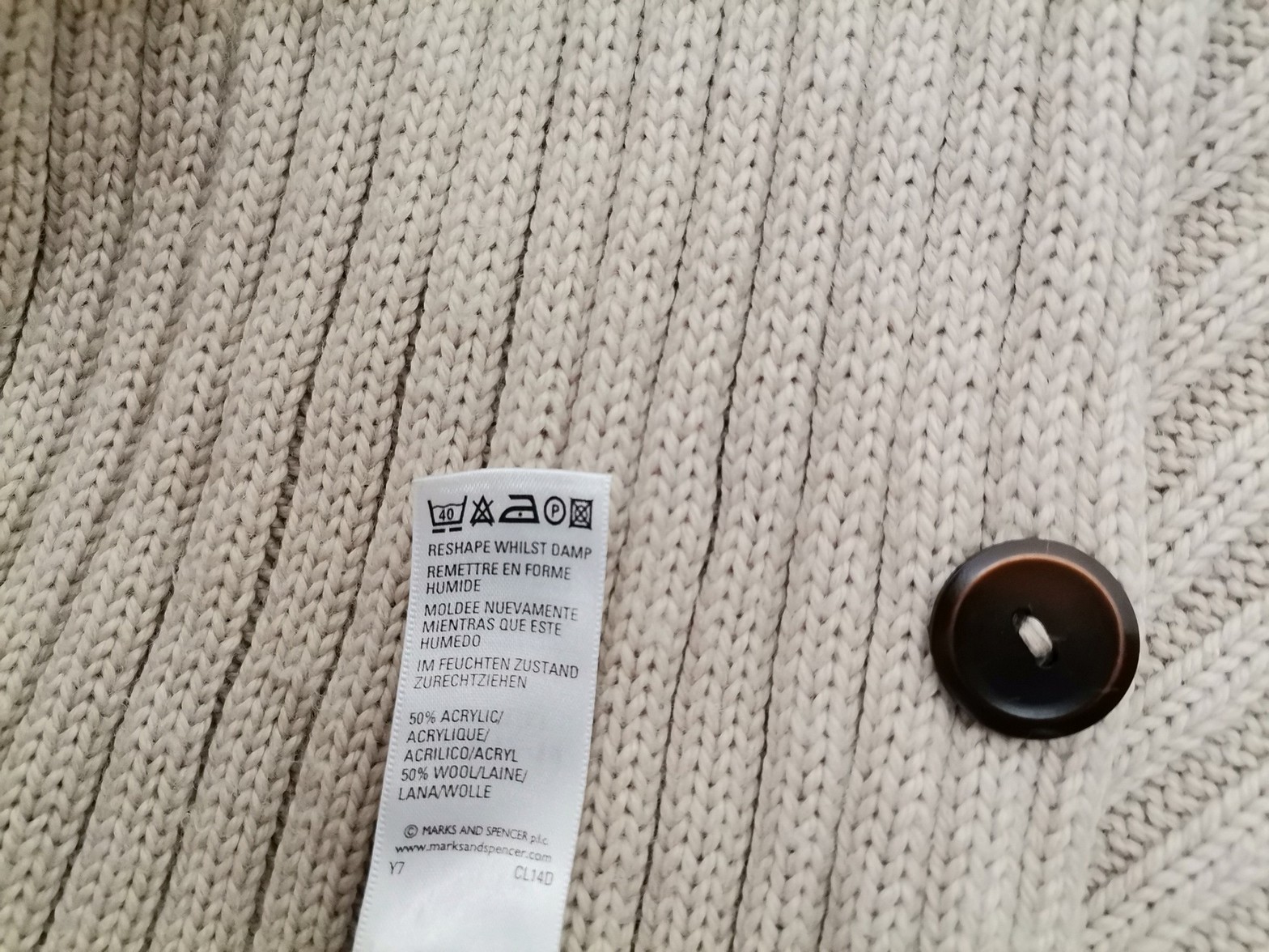 IMG_20221220_133838.jpg Marks&spencer Rozmiar 12/14 (M) Kolor Beżowy Męski Sweter Rozpinany Długi rękaw Materiał Akryl