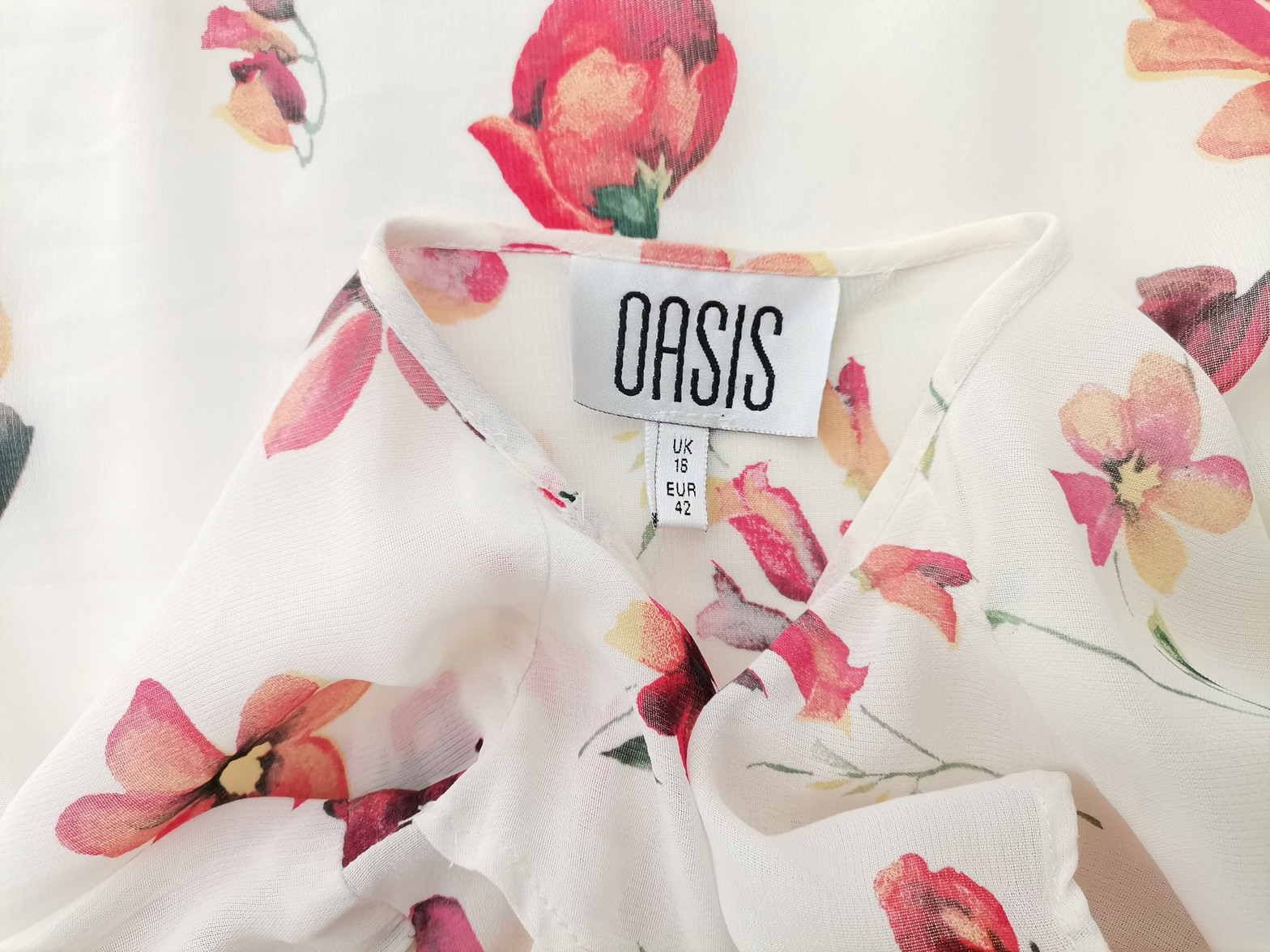 IMG_20221230_123559.jpg Oasis Rozmiar 18 (42) Kolor Kremowy W serek Żakiet Otwarty Długi rękaw Materiał Wiskoza 100%