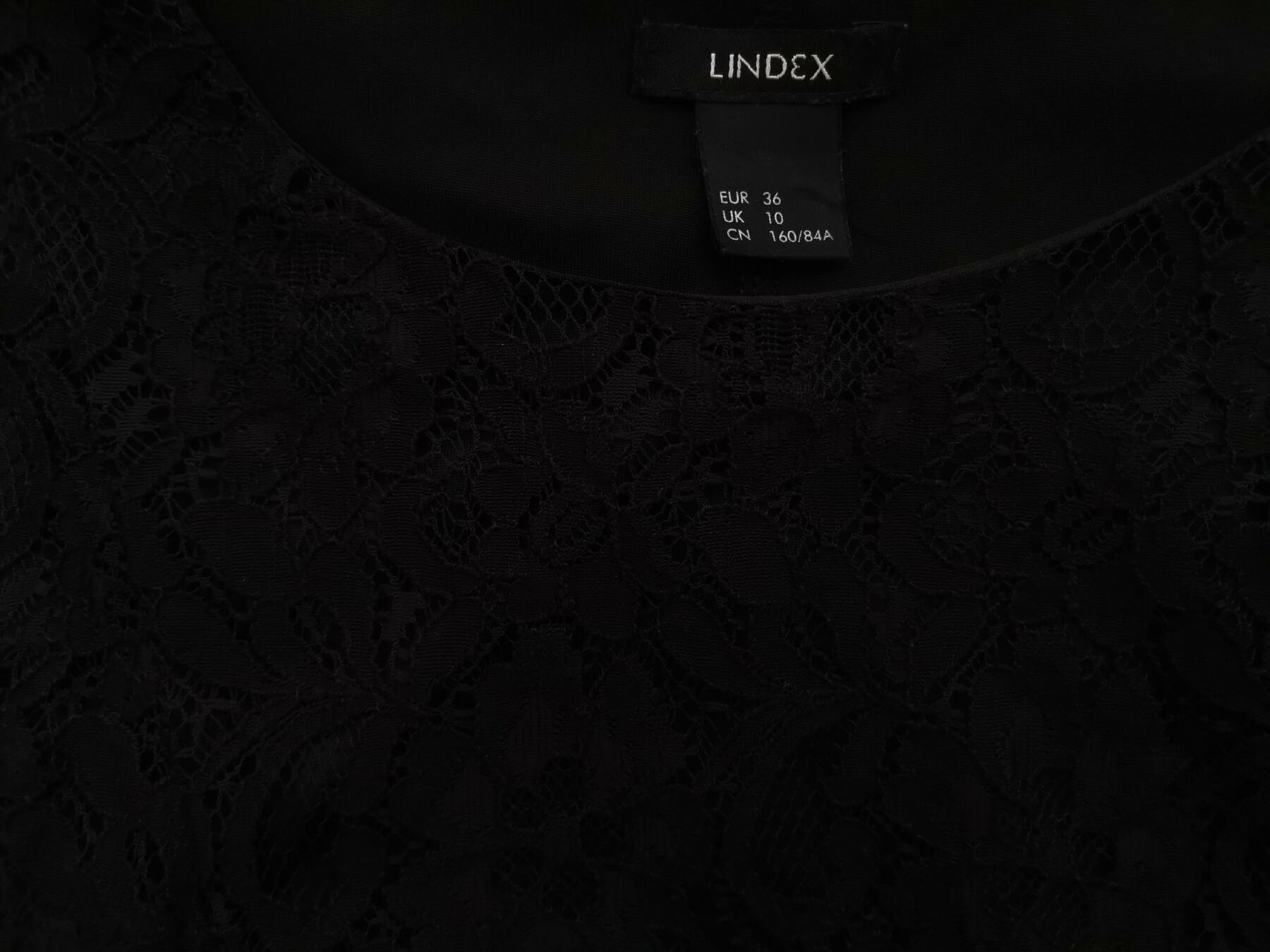 IMG_20220913_113723.jpg Lindex Rozmiar 36 Kolor Czarny Crew Neck Sukienka Sheath Krótki rękaw Do Kolan Materiał Bawełna