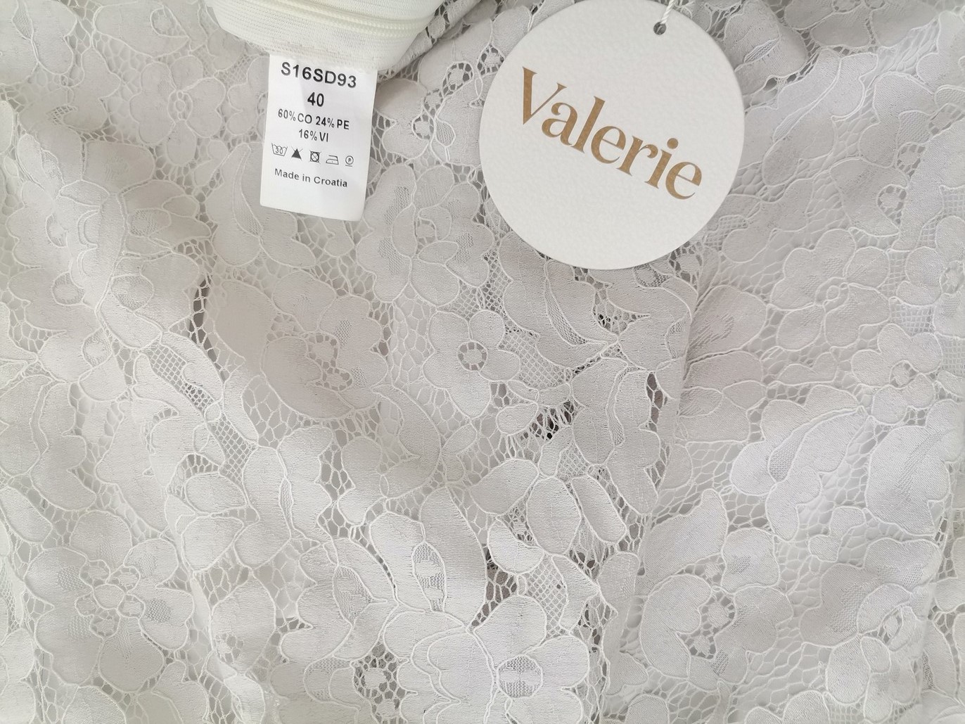 IMG_20220916_115958.jpg Valerie Rozmiar 40 Kolor Szary Okrągły dekolt Sukienka Sheath Krótki rękaw Midi Materiał Bawełna