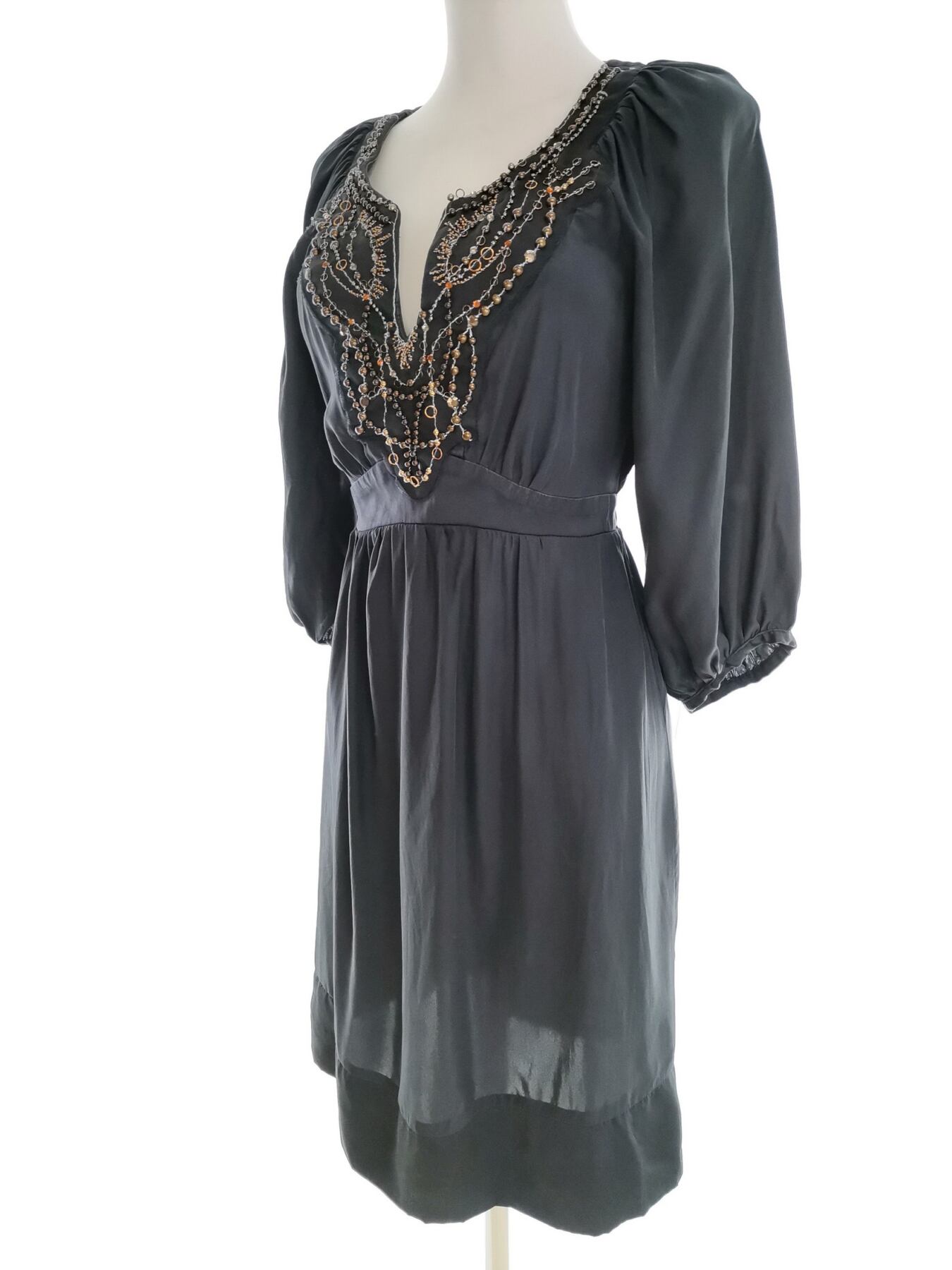 IMG_20220920_113345.jpg QUEENIE London Rozmiar 1 (36) Kolor Granatowy Split Crew Neck Sukienka Sheath Rękaw 3/4 Do Kolan
