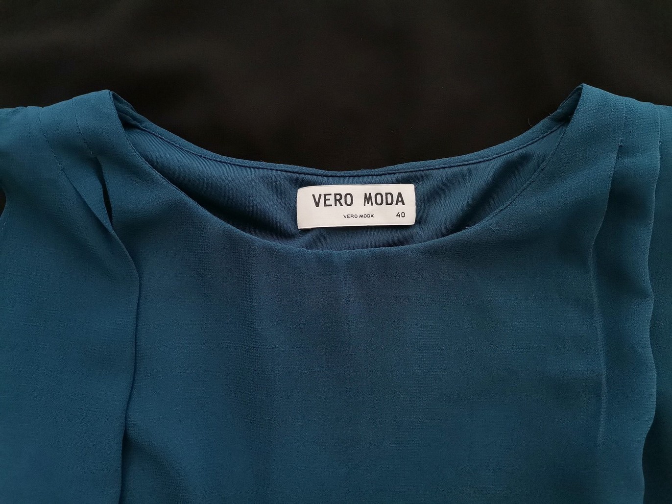 IMG_20221004_103642.jpg Vero moda Rozmiar 40 (36) Kolor Turkusowy Okrągły dekolt Sukienka Blouson Bezrękawnik Do Kolan