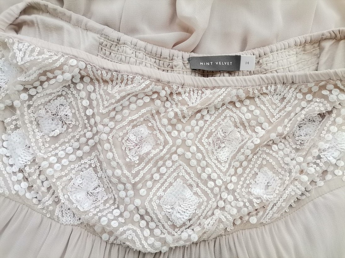 IMG_20221004_104831.jpg Mint Velvet Rozmiar 14 (42) Kolor Kremowy Odkryte Ramiona Suknia Balowa Sukienka Wieczorowa Bezrękawnik Długa Materiał Wiskoza 100%