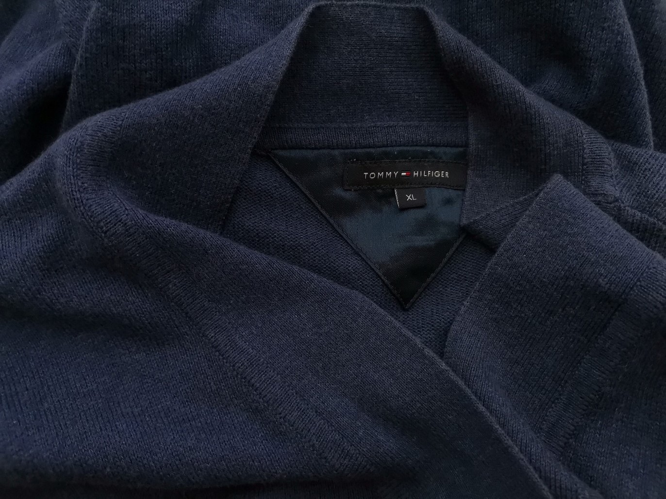 IMG_20221006_132306.jpg Tommy hilfiger Rozmiar XL Kolor Niebieski W serek Sukienka Zawijana Długi rękaw Midi Materiał Bawełna