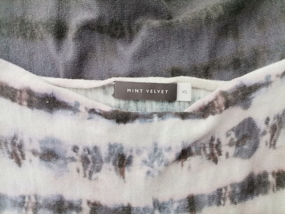 IMG_20221202_123203.jpg Mint Velvet Rozmiar XS Kolor Szary W łódkę Bluzka Krótki rękaw Materiał Bawełna 100%