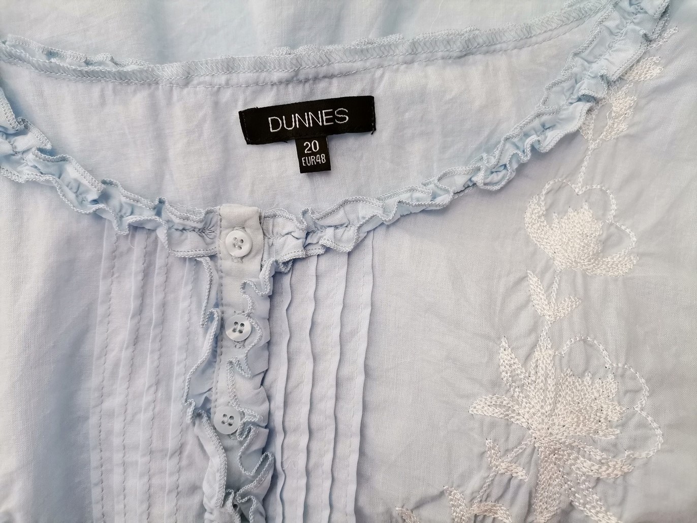 Dunnes Rozmiar 20 (48) Kolor Niebieski Dekolt U Bluzka Popover Guziki Krótki rękaw Materiał Bawełna 100%