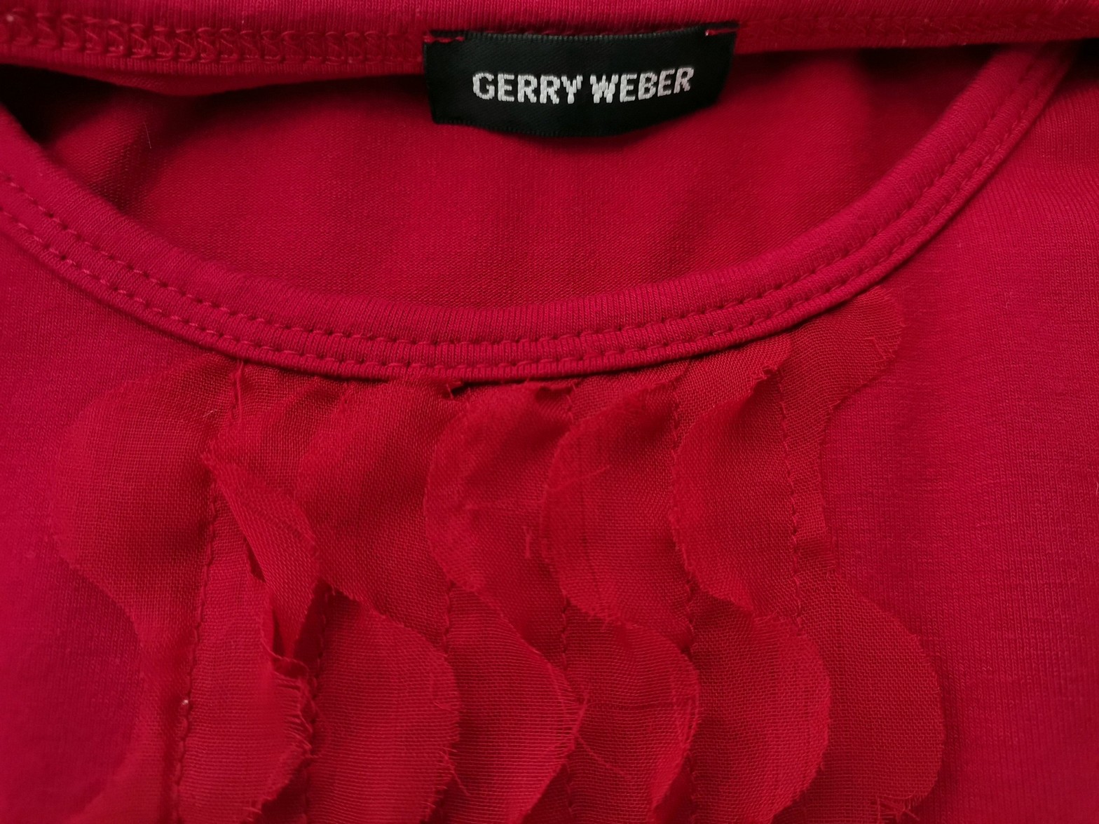 IMG_20221215_131726.jpg Gerry weber Rozmiar 42/44 Kolor Fuksja Okrągły dekolt Bluzka Rękaw 3/4