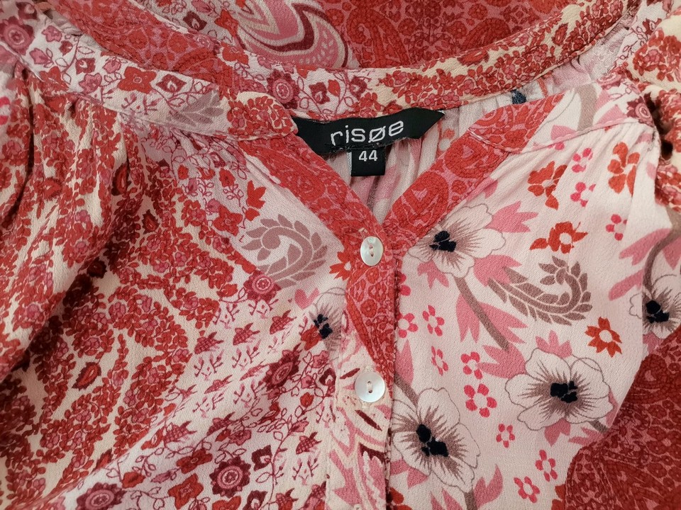 IMG_20221221_134146.jpg Risoe Rozmiar 44 Kolor Różowy Split Crew Neck Tunika Popover Bluzka Długi rękaw Materiał Wiskoza 100%