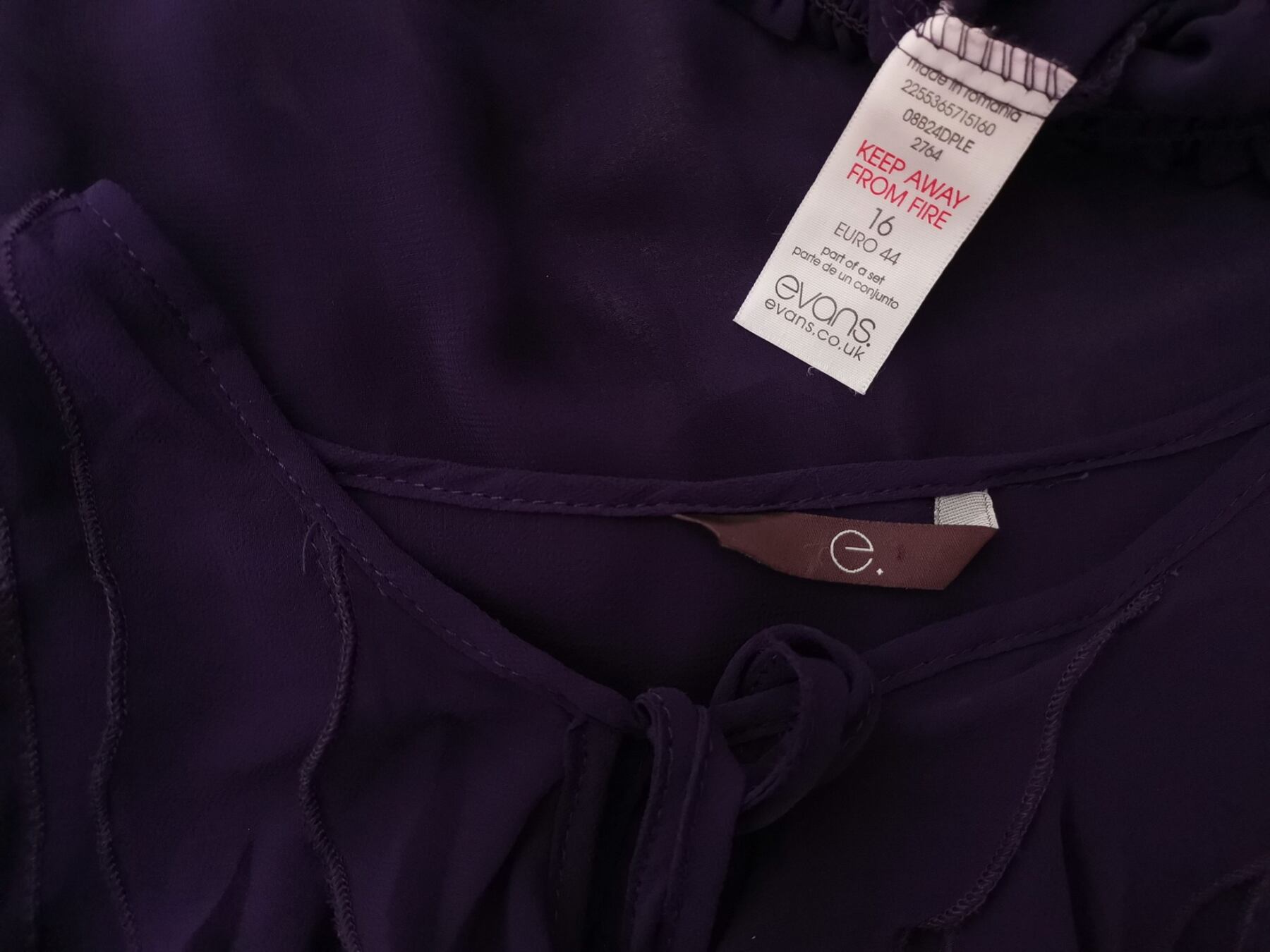 IMG_20221222_130159.jpg Evans Rozmiar 16 (44) Kolor Fioletowy Keyhole Crew Neck Bluzka Rękaw 3/4