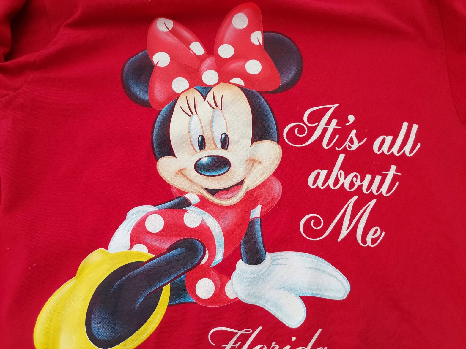 IMG_20221222_131654.jpg Disney Rozmiar M Kolor Czerwony Crew Neck T-Shirt Krótki rękaw Materiał Bawełna 100%