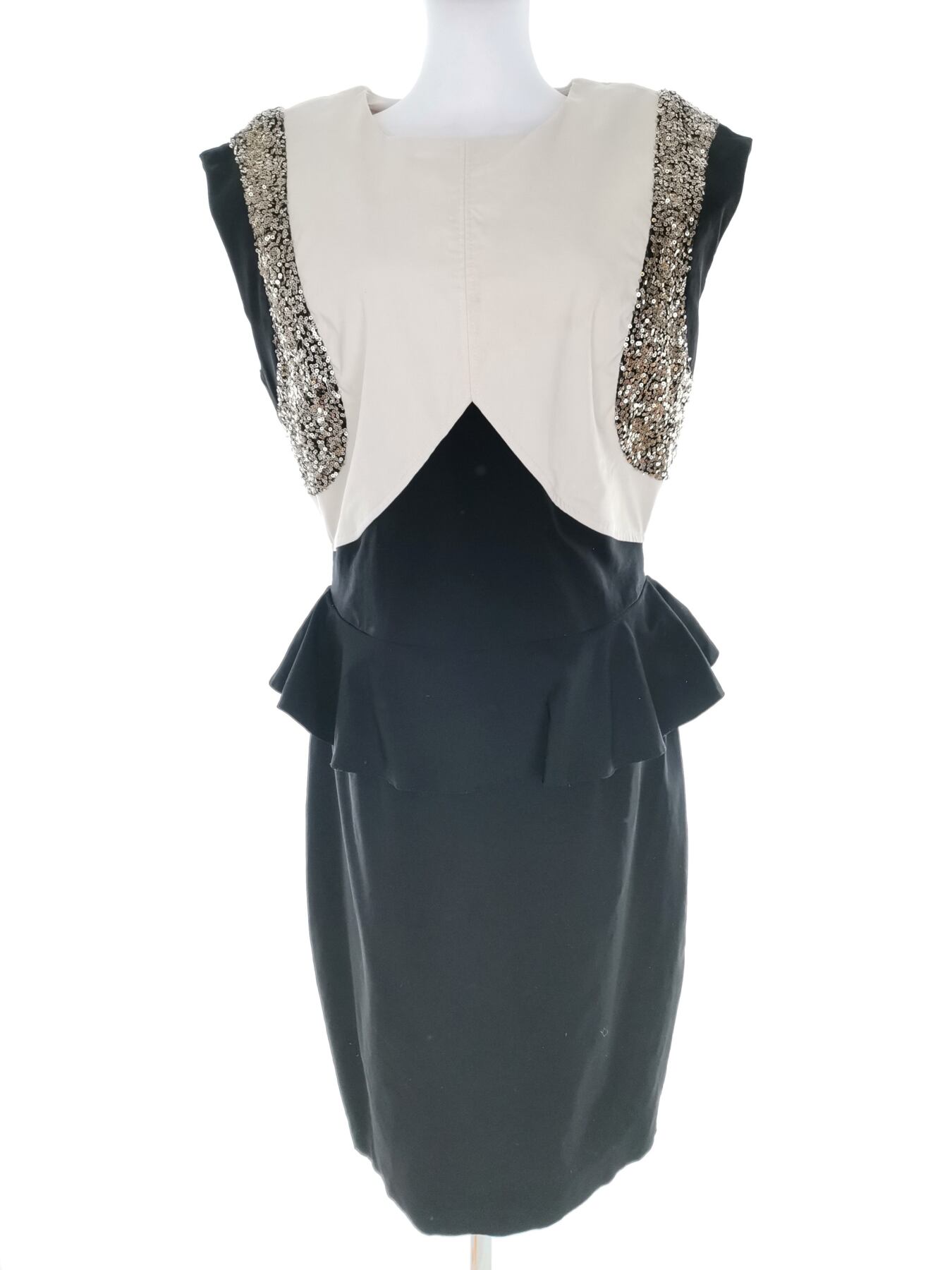 Darcy Rozmiar XL Kolor Czarny Okrągły dekolt Sukienka A-Line Krótki rękaw Midi