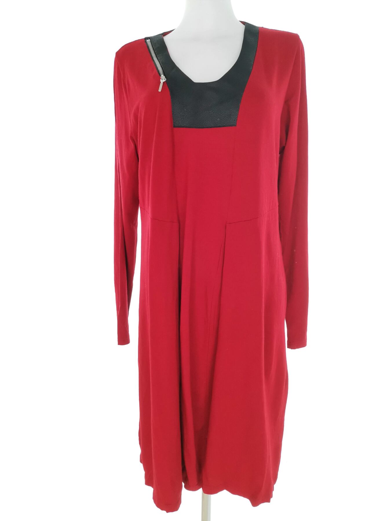 BOHEME Rozmiar 2 (46) Kolor Czerwony Okrągły dekolt Sukienka Prostokątna Długi rękaw Midi Materiał Wiskoza