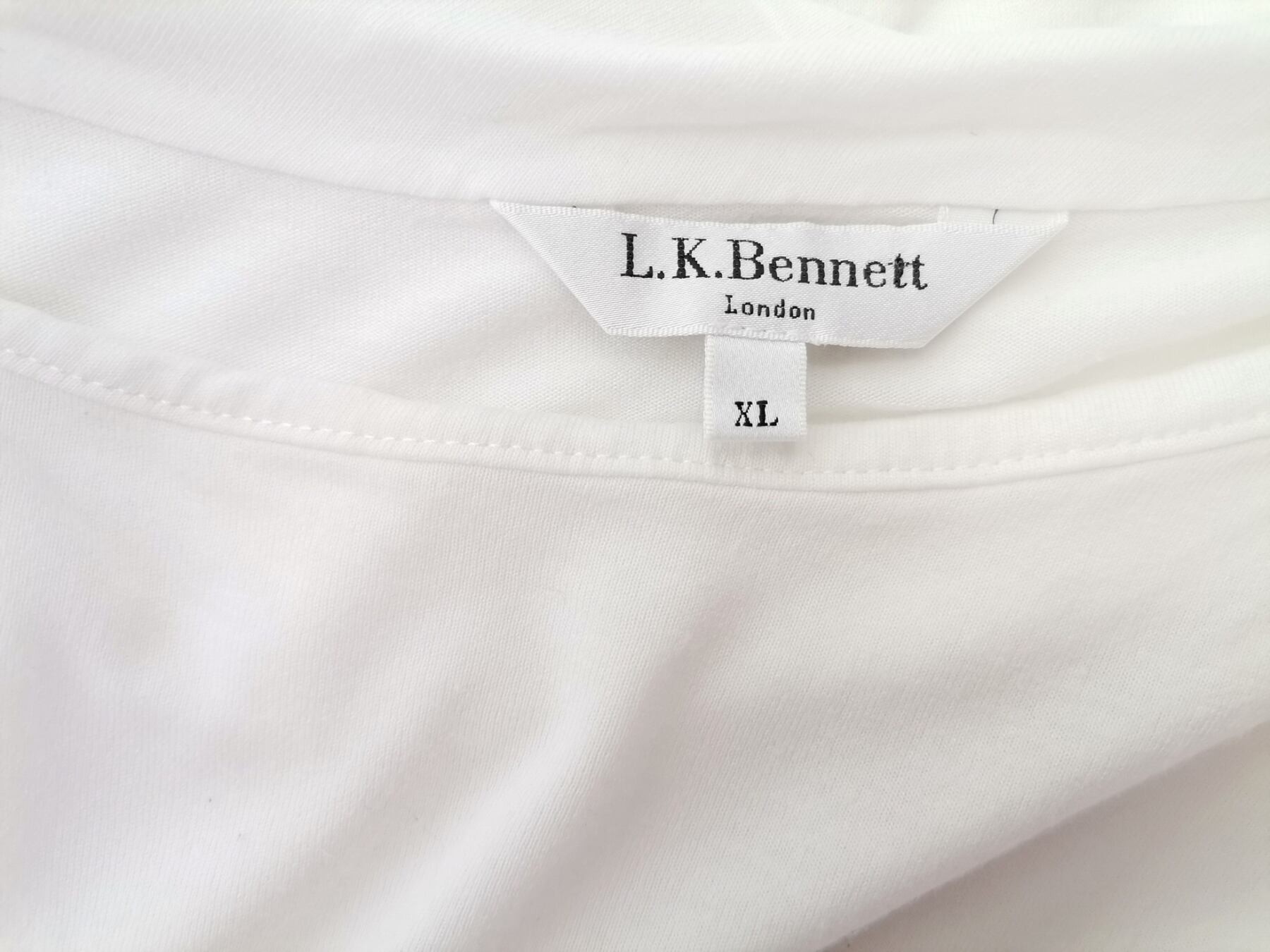 IMG_20230112_133712.jpg L.K. BENNETT Rozmiar XL Kolor Biały W łódkę Bluzka Krótki rękaw Materiał Wiskoza 100%