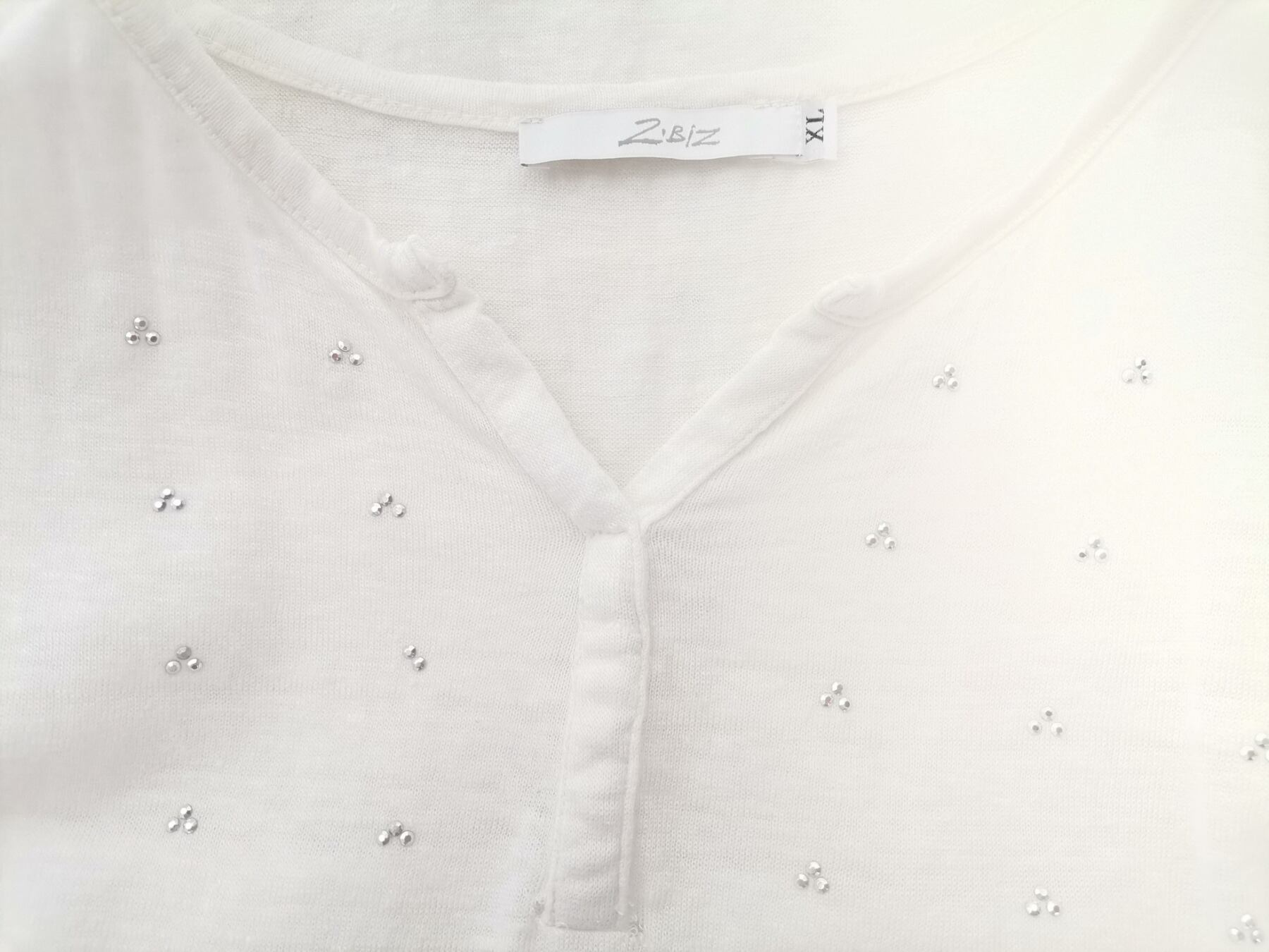 IMG_20230119_140947.jpg 2 Biz Rozmiar XL Kolor Kremowy Split Crew Neck Bluzka Krótki rękaw Materiał Len 100%